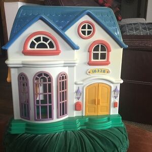 Plastic Doll house